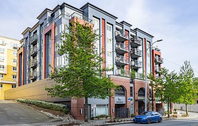 Modern Apartments- A perfect blend of location and luxury awaits!