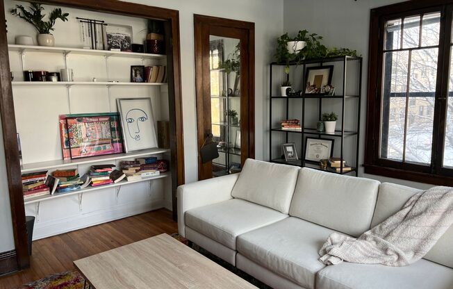 1 bed, 1 bath, 600 sqft, $1,195, Unit 136207