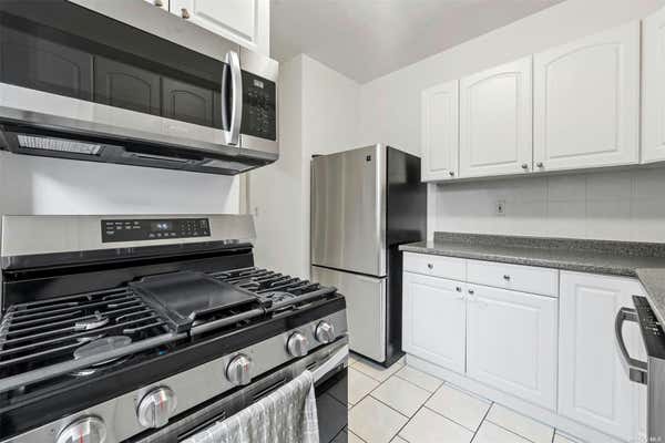 1 bed, 1 bath, $2,500, Unit 3B