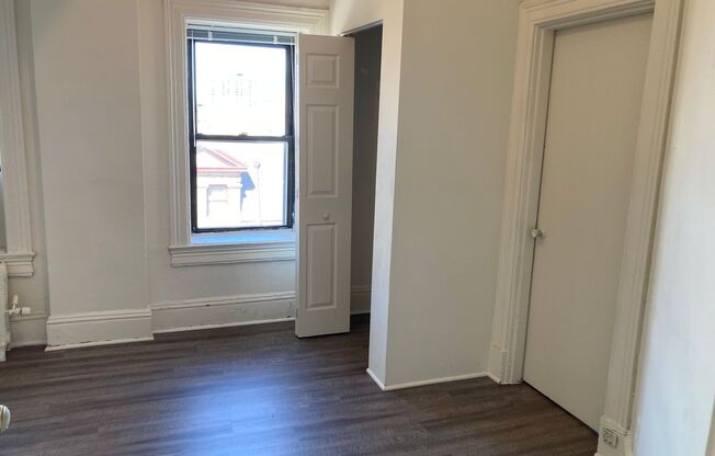 2 beds, 1 bath, 764 sqft, $1,649, Unit 1301-51