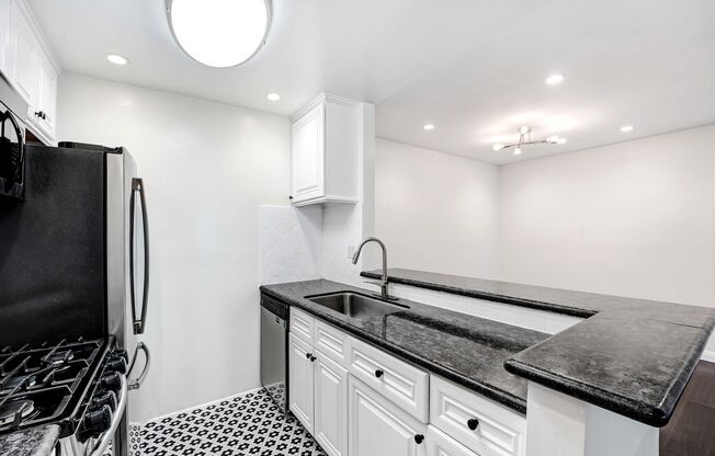 YOUR NEXT HOME IN PORTER RANCH IS WAITING!