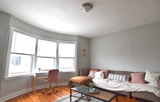 2 BAY STATE PL