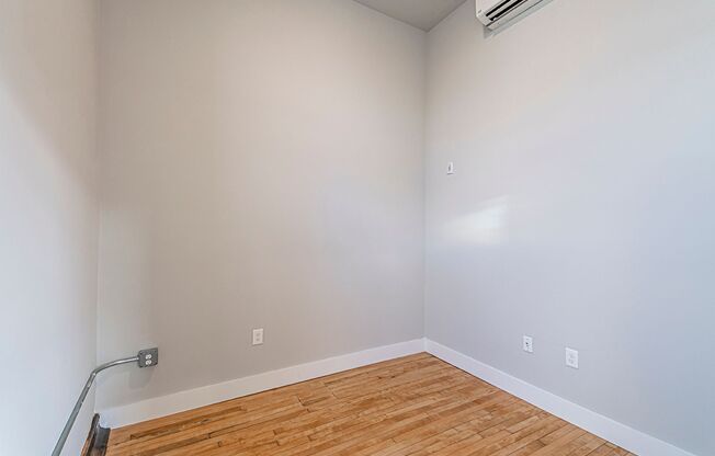 1 bed, 1 bath, 464 sqft, $1,390, Unit 316