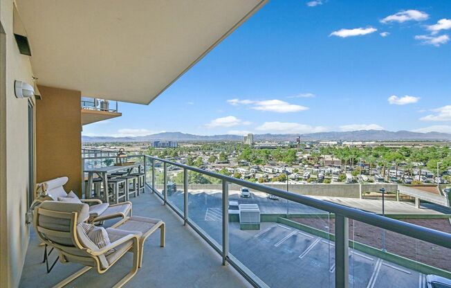 Designer Furnished Beauty at One Las Vegas!