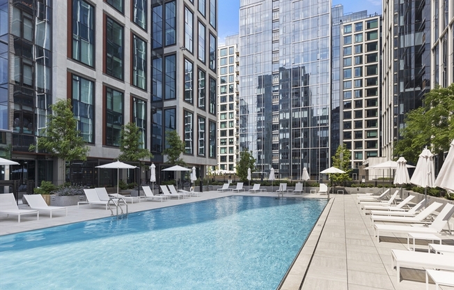 1 bed, 1 bath, 712 sqft, $6,500, Unit 538