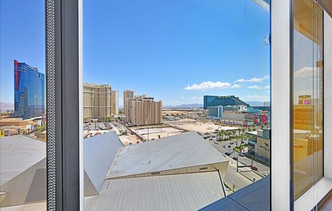 1 bed, 1 bath, $2,850