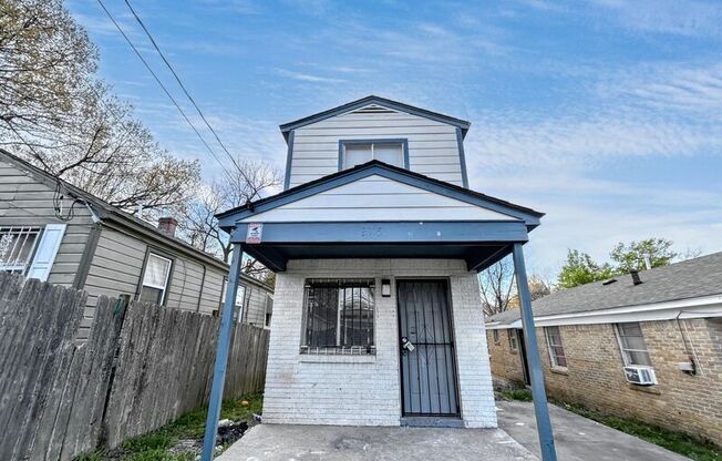 2115 BENNETT AVE