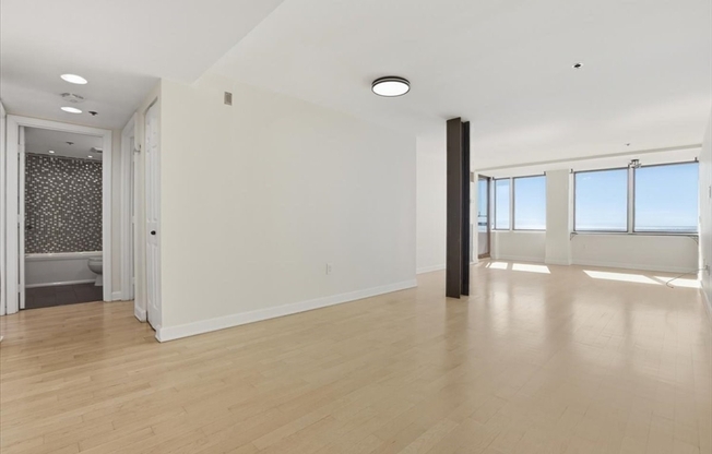 2 beds, 2 baths, 1,050 sqft, $3,550, Unit 6-6W