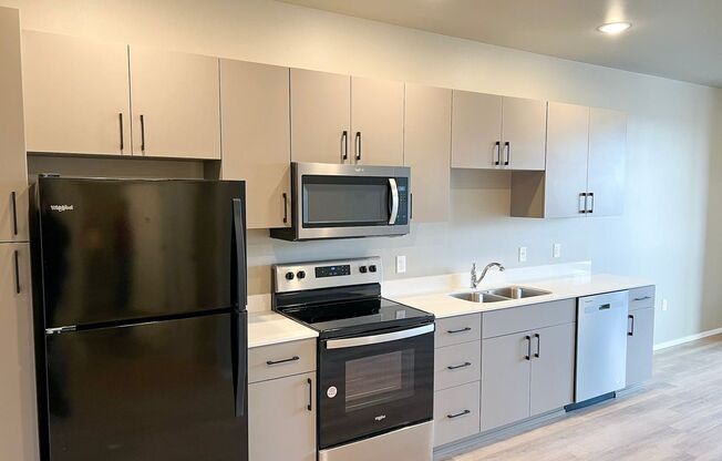 1 bed, 1 bath, 644 sqft, $995, Unit Bldg 5 Apt 5316