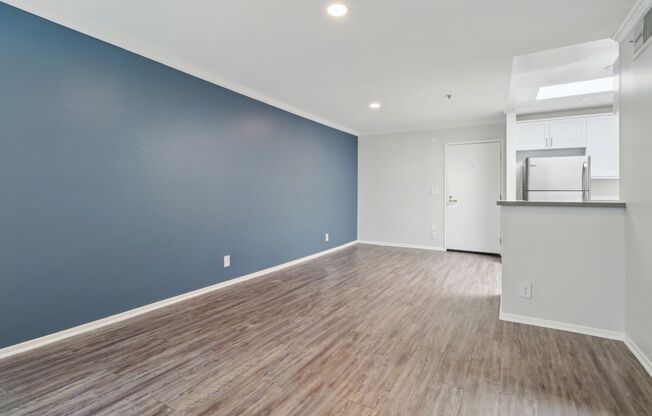 1 bed, 1 bath, 800 sqft, $2,698, Unit 103