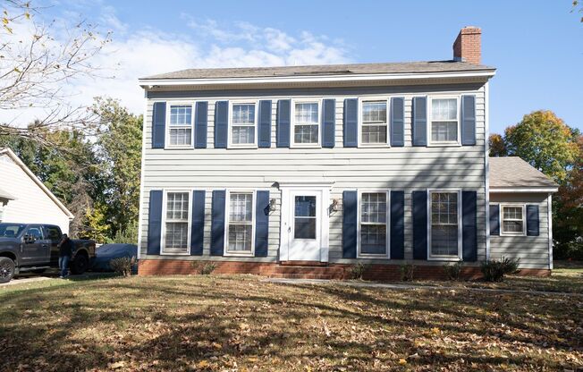 Billy Graham/I85 area -Two story 3 bed, 2 1/2 bath