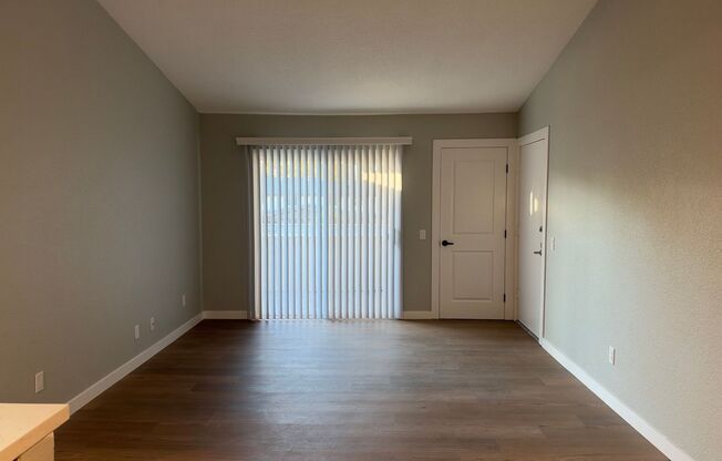 1 bed, 1 bath, 668 sqft, $2,155, Unit 7D