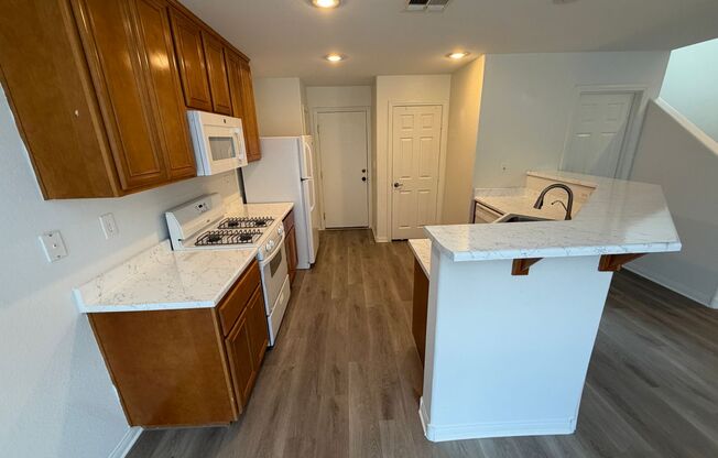NEW FLOORING!! SW 2 STORY