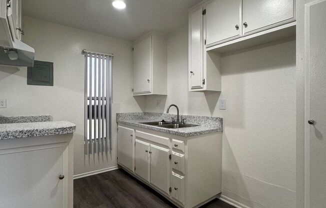 1 bed, 1 bath, 665 sqft, $2,125, Unit 107