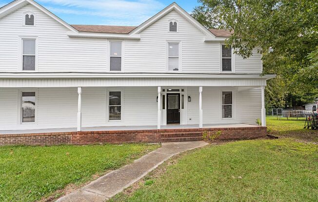 Charming 2-Bed, 1.5-Bath Home in the Heart of Downtown Princeton!