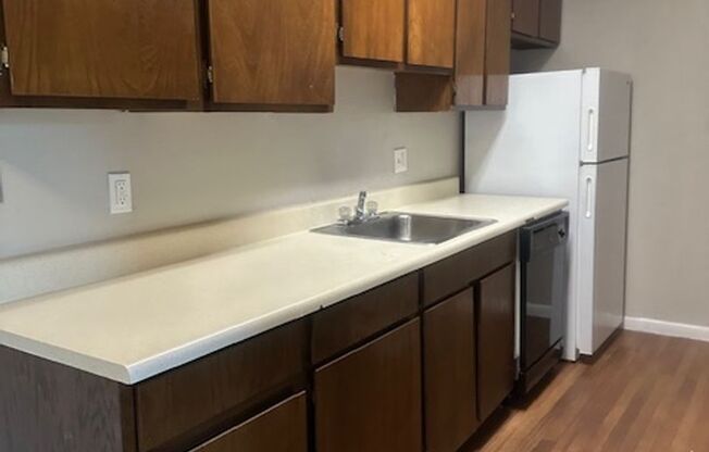 1 bed, 1 bath, 712 sqft, $629, Unit 306