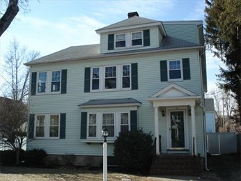 11 CHURCHILL AVE