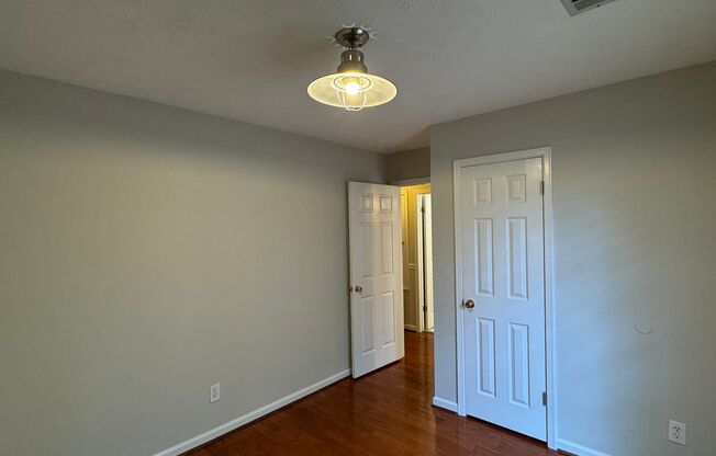 3 beds, 2 baths, $1,900