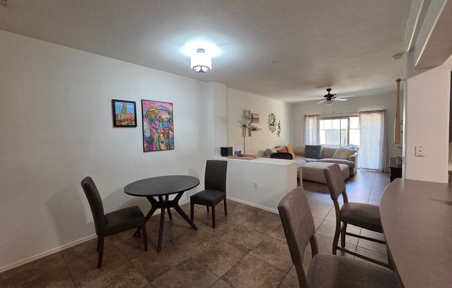 Furnished 2-Bedroom in Scottsdale!