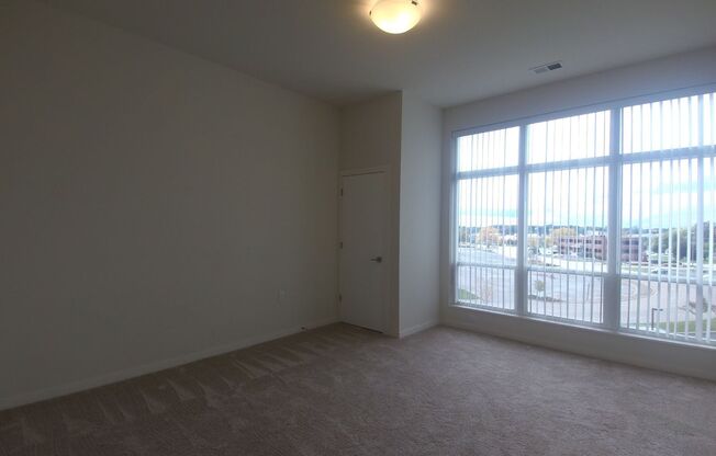 3 beds, 2 baths, 1,809 sqft, $2,550, Unit C310