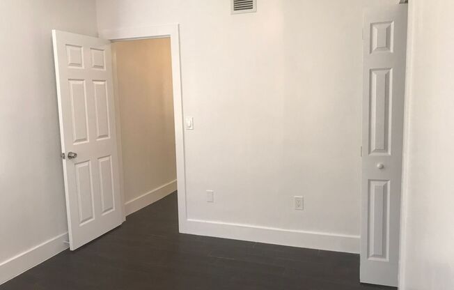 1 bed, 1 bath, $1,850, Unit 1040-7