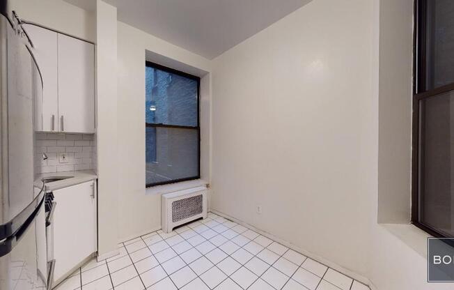 Studio, 1 bath, $2,450, Unit 1FW