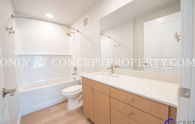 3 beds, 2 baths, 1,100 sqft, $2,699, Unit 1-232