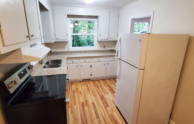 Charming 3-Bedroom Home in the Heart of Durham!