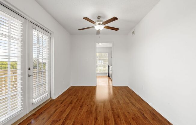 2 beds, 1.5 baths, 957 sqft, $1,497, Unit 1729E