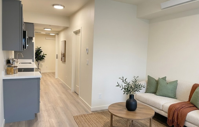 1 bed, 1 bath, 435 sqft, $1,721, Unit 2