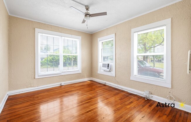 323 N Westland Avenue