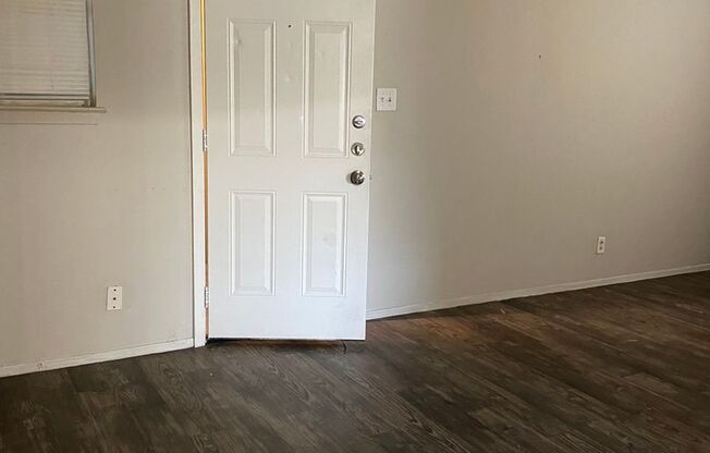 1 bed, 1 bath, 580 sqft, $699, Unit 2815-30