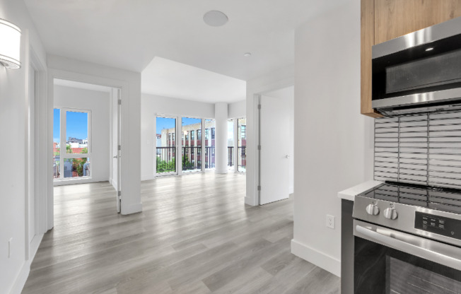 2605 SNYDER AVE
