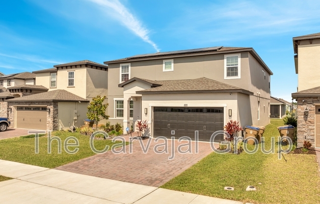 3 beds, 3 baths, 3,060 sqft, $2,750