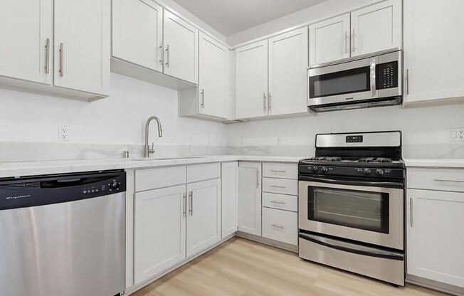 2 beds, 2 baths, 1,127 sqft, $3,500, Unit 208