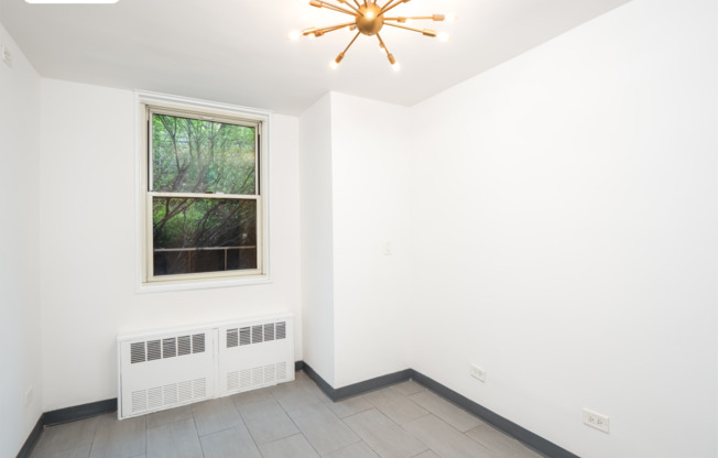 185 E 85 ST