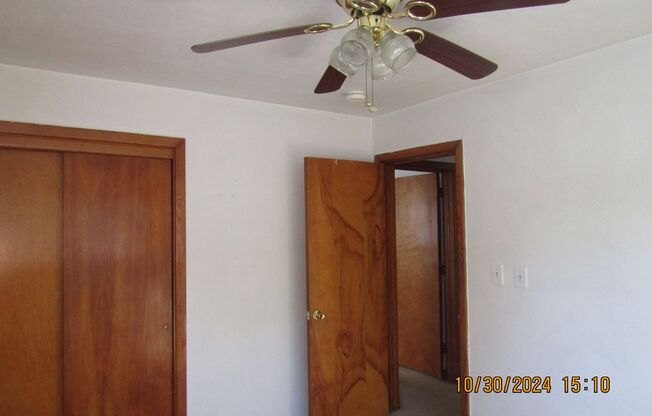 3 beds, 1 bath, $1,595