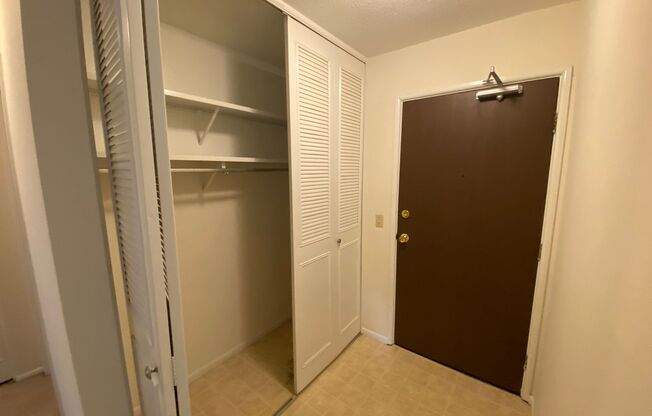 1 bed, 1 bath, 812 sqft, $1,250, Unit 101-115