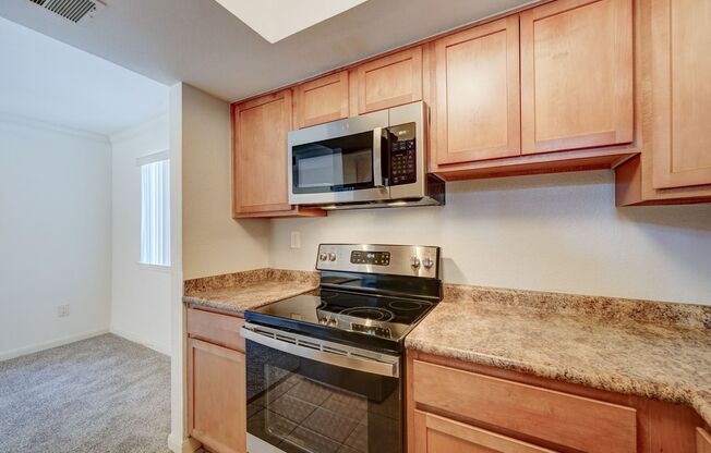 COMING SOON! Adorable 2 Bed 1 Bath Condo in McCormick Ranch!