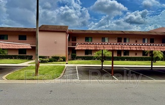 141 LAKESIDE DRIVE