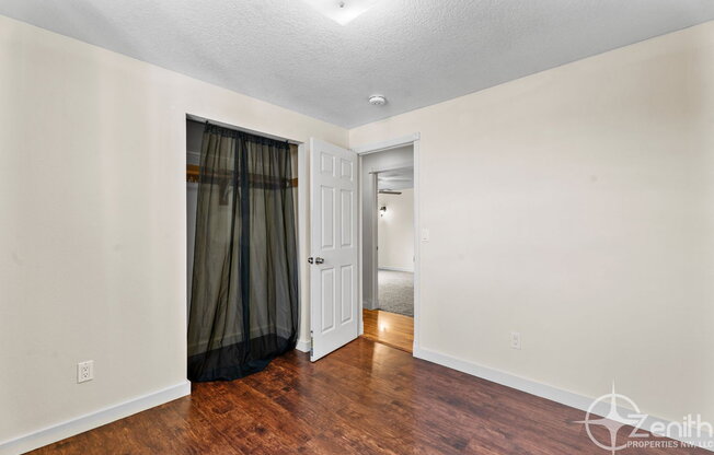 3 beds, 2 baths, 1,416 sqft, $2,495