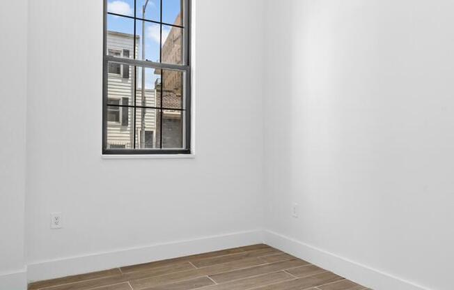 11 OLIVE ST