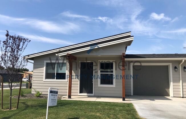 1 bed, 1 bath, 400 sqft, $1,195, Unit 407 Avery
