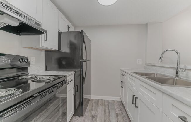 2 beds, 1.5 baths, 1,160 sqft, $949