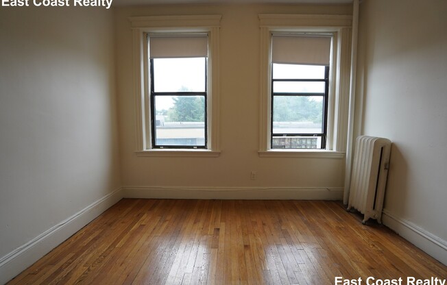 1152 COMMONWEALTH AVE