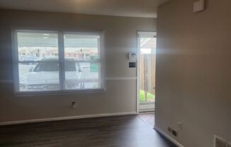 2 beds, 1.5 baths, $1,095