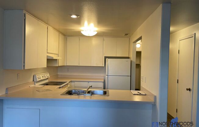 Nice 2 Bedroom 1 Bath Apartment