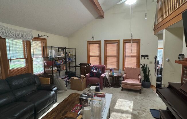 3 beds, 3 baths, $3,800