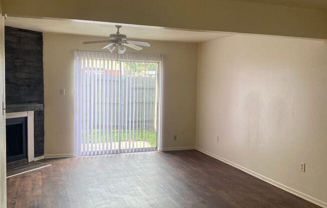 2 beds, 1.5 baths, 1,075 sqft, $1,095, Unit 1907-B