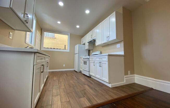 889 34th Street -2701